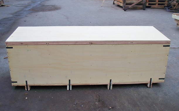 木箱和紙箱對(duì)比圖 木箱和紙箱對(duì)比圖